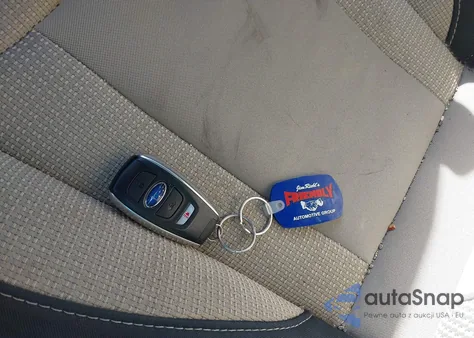 2020 Subaru Outback Premium z USA, uszkodzony, nr VIN 4S4BTACC5L3152446